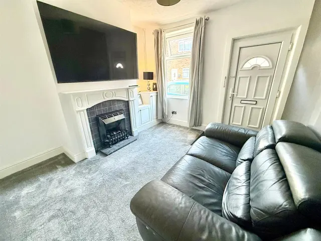 Brown Street, Macclesfield, SK11, photo 2