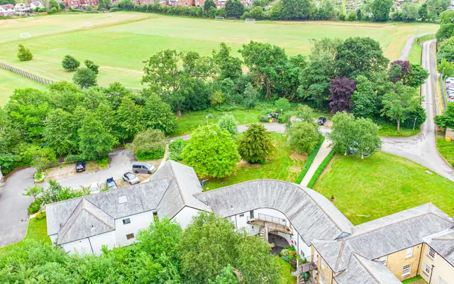 Lidgett Lane, Gledhow, LS8, photo 1