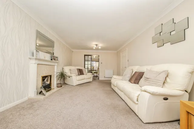 Photo 2 — Burr Close, Ramsey, Harwich
