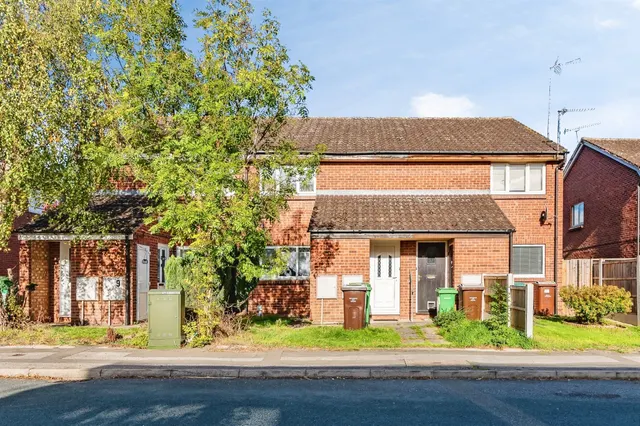 Helm Close, Nottingham, NG6, photo 1