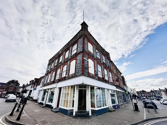 Newbury Street, Wantage, OX12 8AD, photo 1