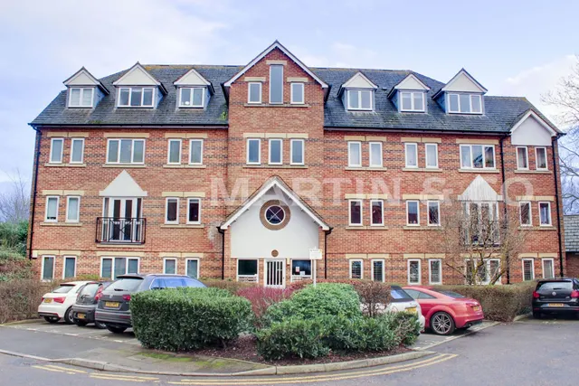 Victory Road, Wanstead, Redbridge, photo 1