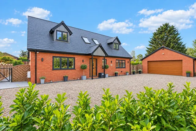Bedford Road, Holwell, SG5, photo 1