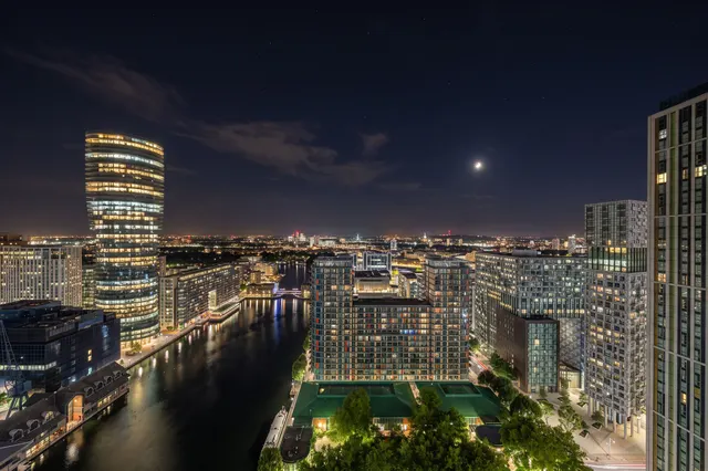 Flat 2909, 3 Pan Peninsula Square, London, photo 1