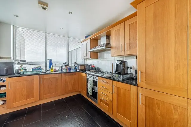 Photo 2 — 69 Station Road, Edgware HA8 7JQ