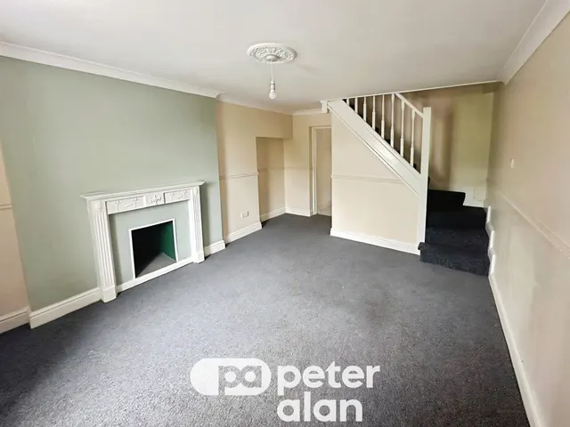 Commercial Street, Maesteg, CF34, photo 2