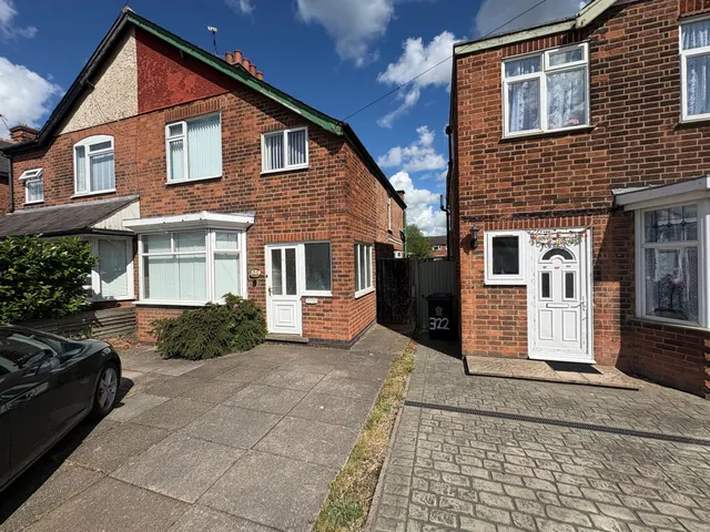 Humberstone Lane, Leicester, LE4, photo 1