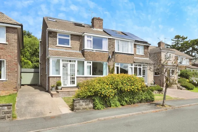 St. Albans Close, Sheffield, South Yorkshire, S10, photo 1