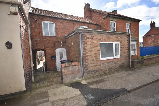 1 bedroom flat, Main Road, Anwick, NG34
