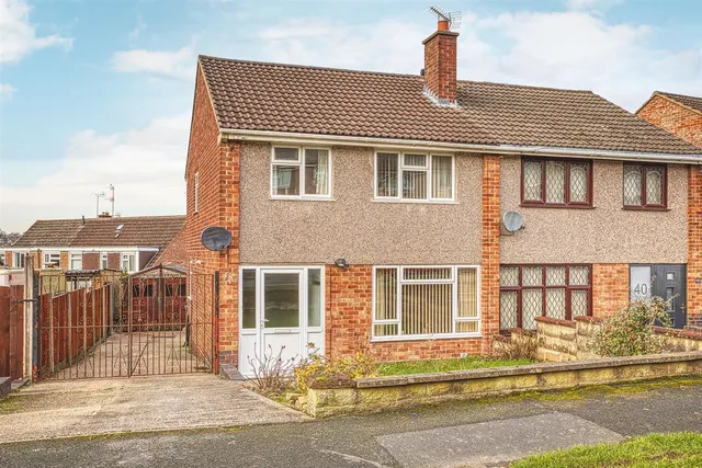 Windermere Crescent, Allestree, photo 1