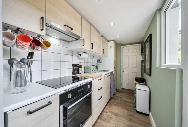 Photo 3 — Clifton Road, London, SE25 6QA
