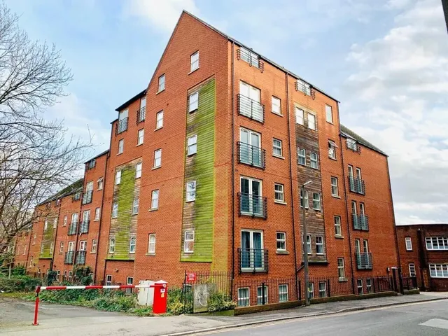Wesleyan Court, LINCOLN, photo 1