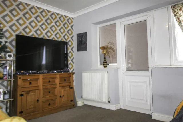 Photo 3 — Lon Y Cyll, Pensarn, Conwy, LL22 7RP