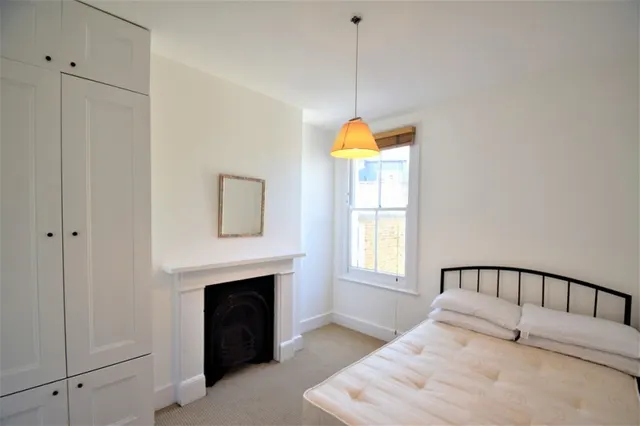 Rothschild Road, W4, photo 3
