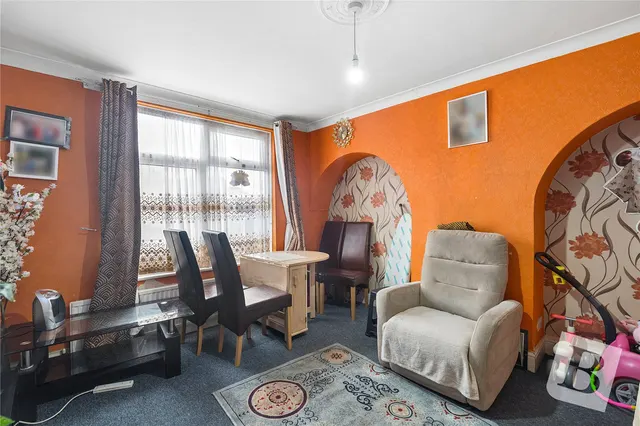 Keppel Road, Dagenham, RM9, photo 2