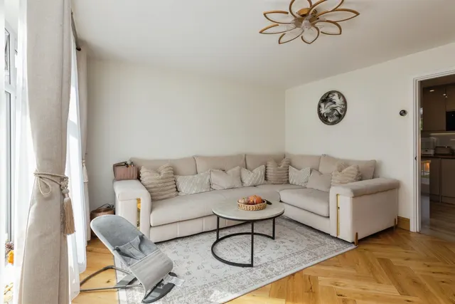 Omega Court, Leighton Buzzard, LU7, photo 2