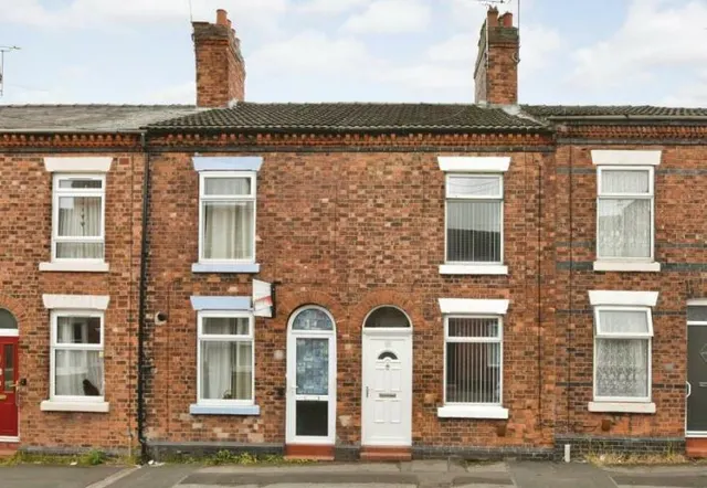 Ford Lane, CW1, photo 1
