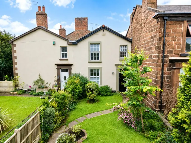 Sandstone Road East, Liverpool, L13, photo 1