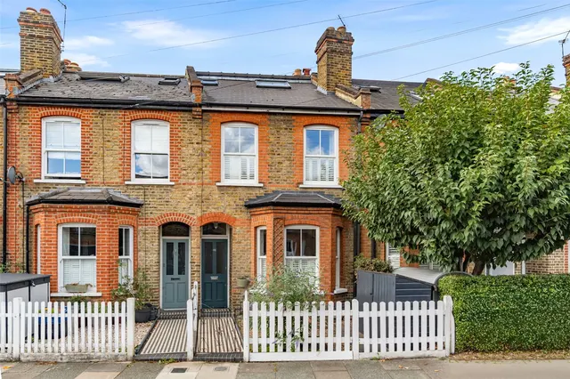 May Road, Twickenham, TW2, photo 1