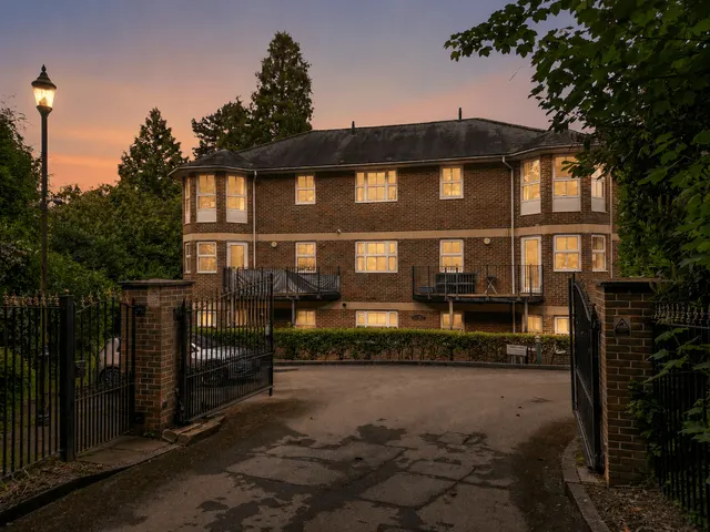 Chesham Road, Berkhamsted, photo 1