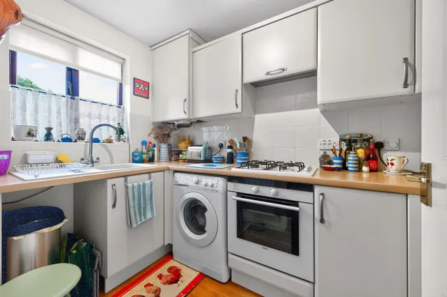 Photo 3 — Heritage Mews, New Street, Stratford upon Avon CV37 6BX