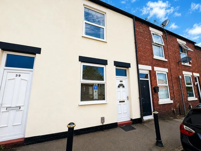 Napier Street, STOCKPORT, Cheshire, SK7, photo 1