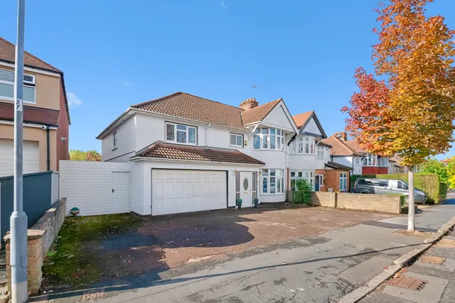 Pinner View, Harrow, HA1, photo 1