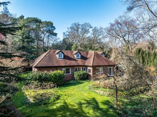 Old Bury Hill, Westcott, RH4, photo 1