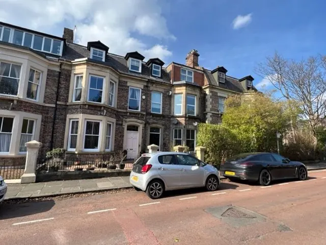 Newcastle Upon Tyne NE2 4DN, NE2, photo 1