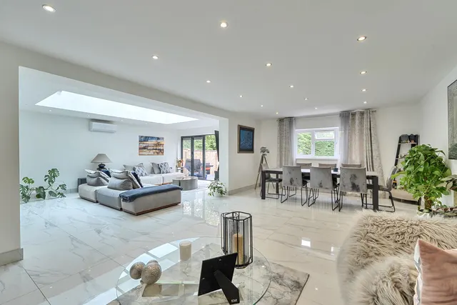 Hallam Gardens, Pinner, HA5, photo 3