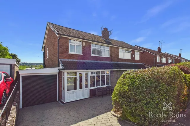 Newport Road, Denton, Greater Manchester, M34, photo 1