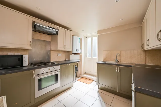 40d Wightman Road, London, photo 1