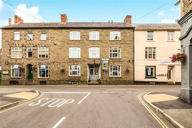 High Street, Builth Wells, LD2, photo 1