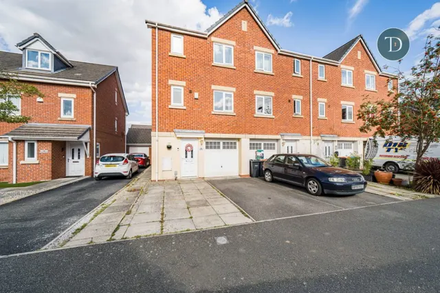 Little Birches, Ellesmere Port, CH65 3BX, photo 1