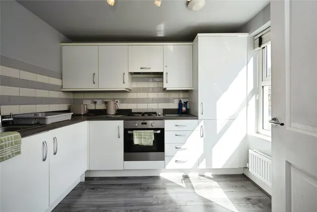 Photo 2 — Lister Corner, Leighton Buzzard, Bedfordshire, LU7