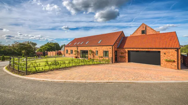 Cossall Road, Cossall Village, photo 1