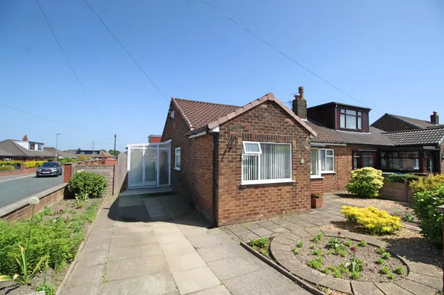 Coniston Avenue, Wigan, WN5, photo 2