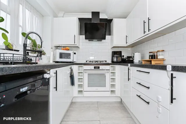 Broad Road, Swanscombe, DA10, photo 2