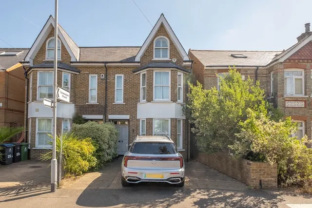 Clifton Road Kingston upon Thames KT2, photo 1