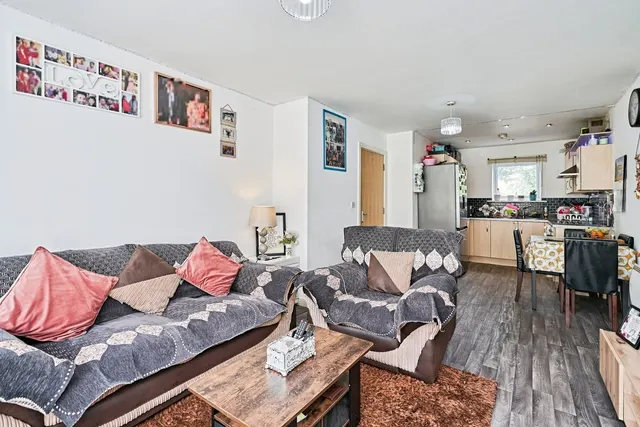 Photo 2 — Terret Close, Walsall, West Midlands, WS1