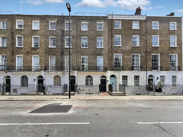 Gloucester Place, London, photo 1