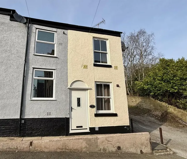Pownall Square, Macclesfield, SK11, photo 1