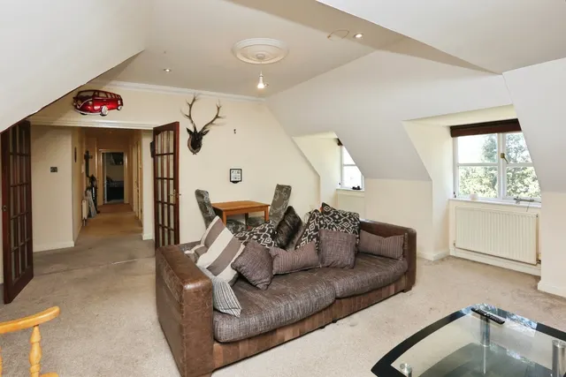 Winchester Road, Chandler's Ford, SO53, photo 2
