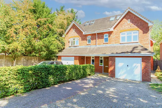 Buchanan Mews, Fleet, GU51 3FR, photo 1
