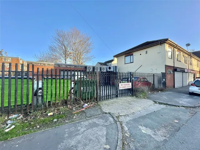 Halton View Road, Widnes, WA8, photo 2