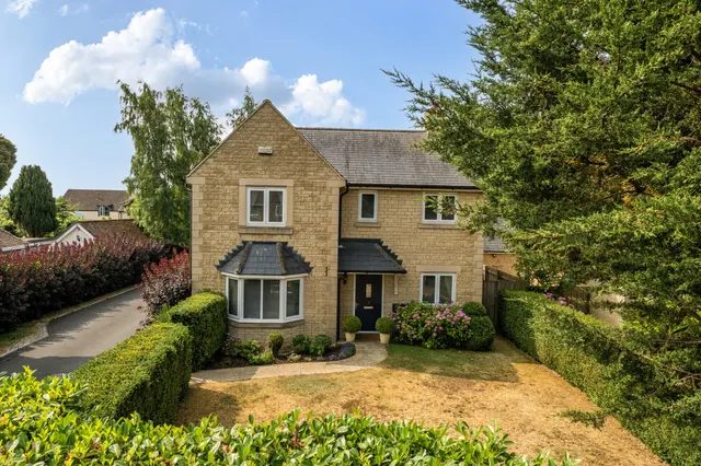 Two Ways Close, Stroud, GL6, photo 1