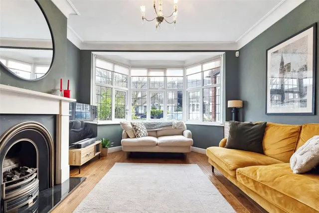 Photo 3 — Wellesley Road, Strawberry Hill, Twickenham, TW2 5RR