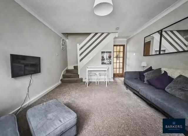 Photo 3 — Thorndene Way, Bradford 4 BD4 0SW