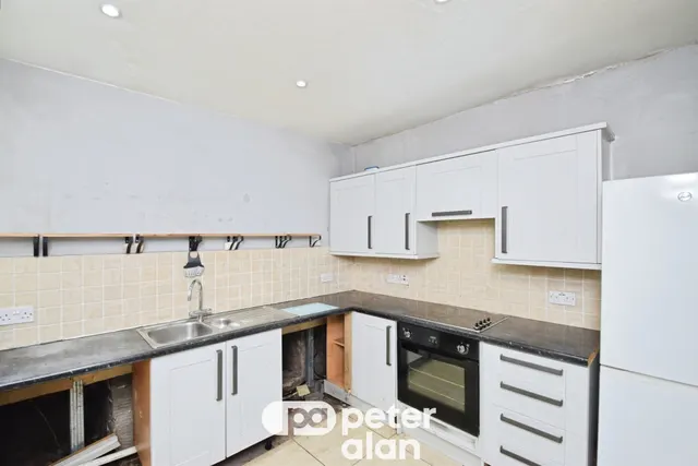 Megan Street, Swansea, SA5, photo 2