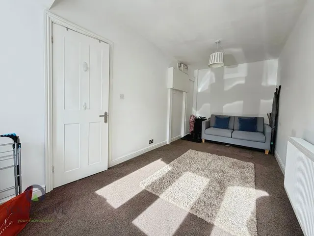 Birchington Close, Bexleyheath, DA7, photo 3